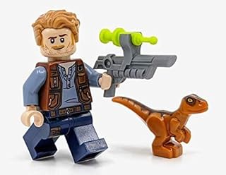 Jurassic World: Owen Grady with Baby Raptor and Tranquilizer Gun